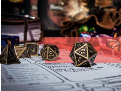 Der bliver slået terninger.